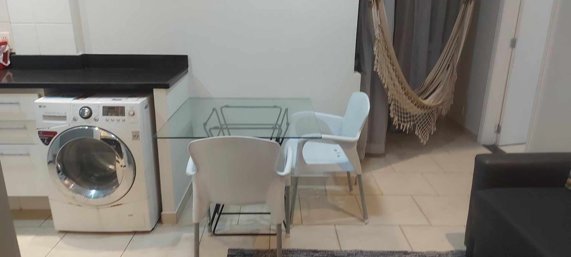 Small Quiet Posto 6 Apartamento