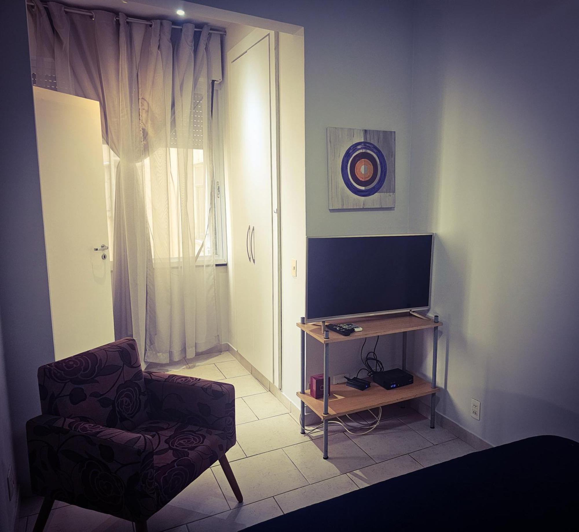 Small Quiet Posto 6